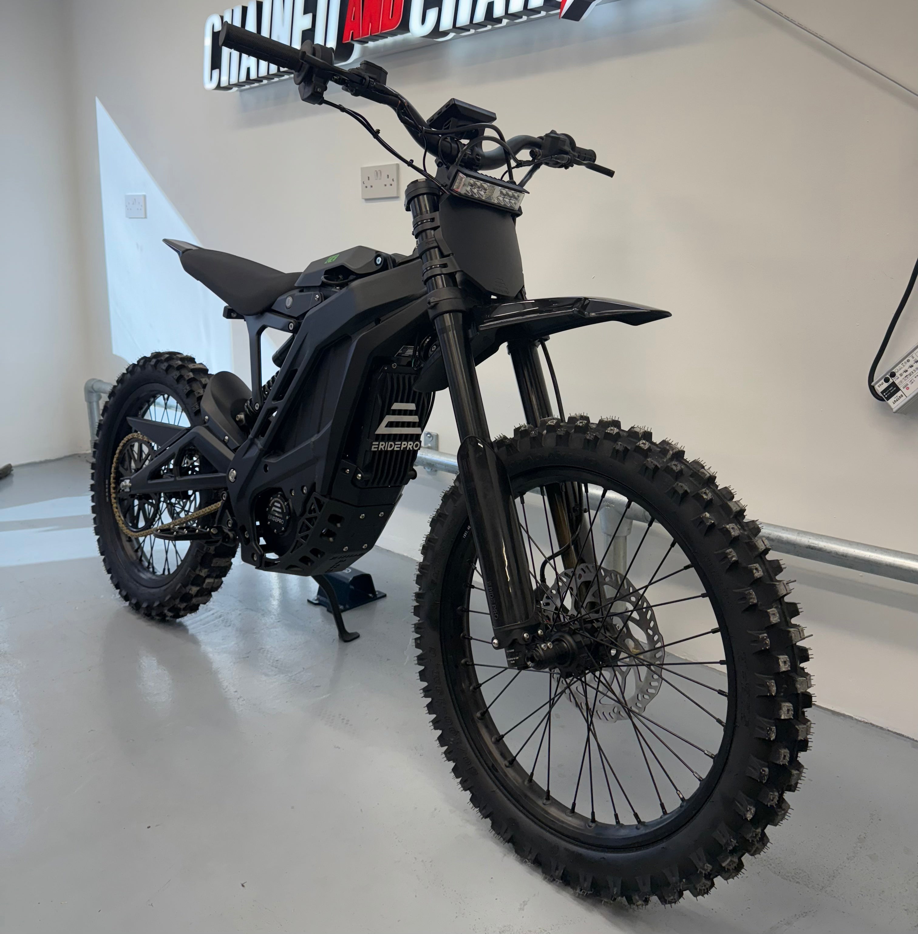 ERIDE PRO - 3.0 - 16KW - FATTY - 2026 – Chained and Charged ERIDE PRO - 3.0 - 16KW - FATTY - 2026 – Chained and Charged