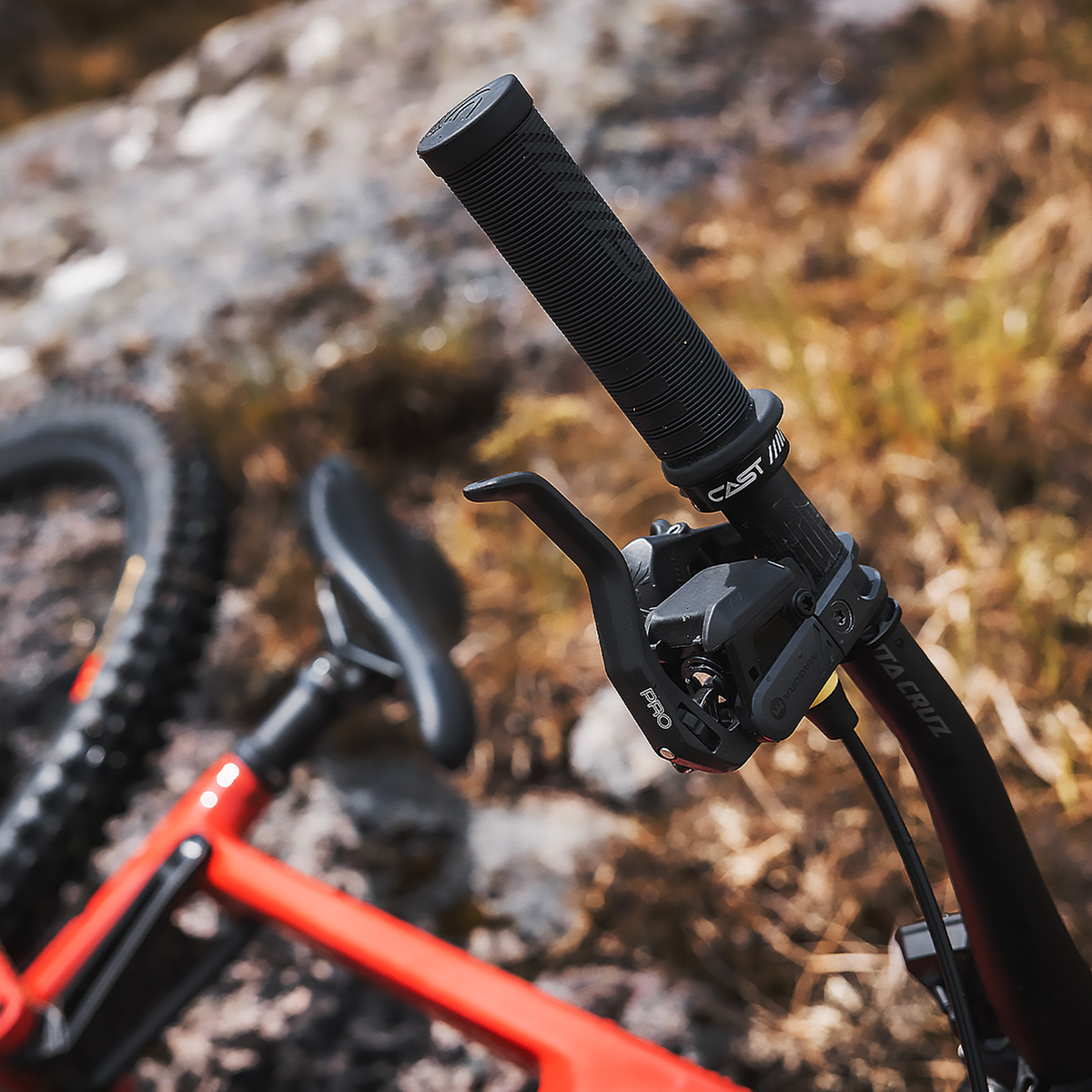 MAGURA GUSTAV PRO FIRST EDITION – Chained and Charged MAGURA GUSTAV PRO FIRST EDITION – Chained and Charged