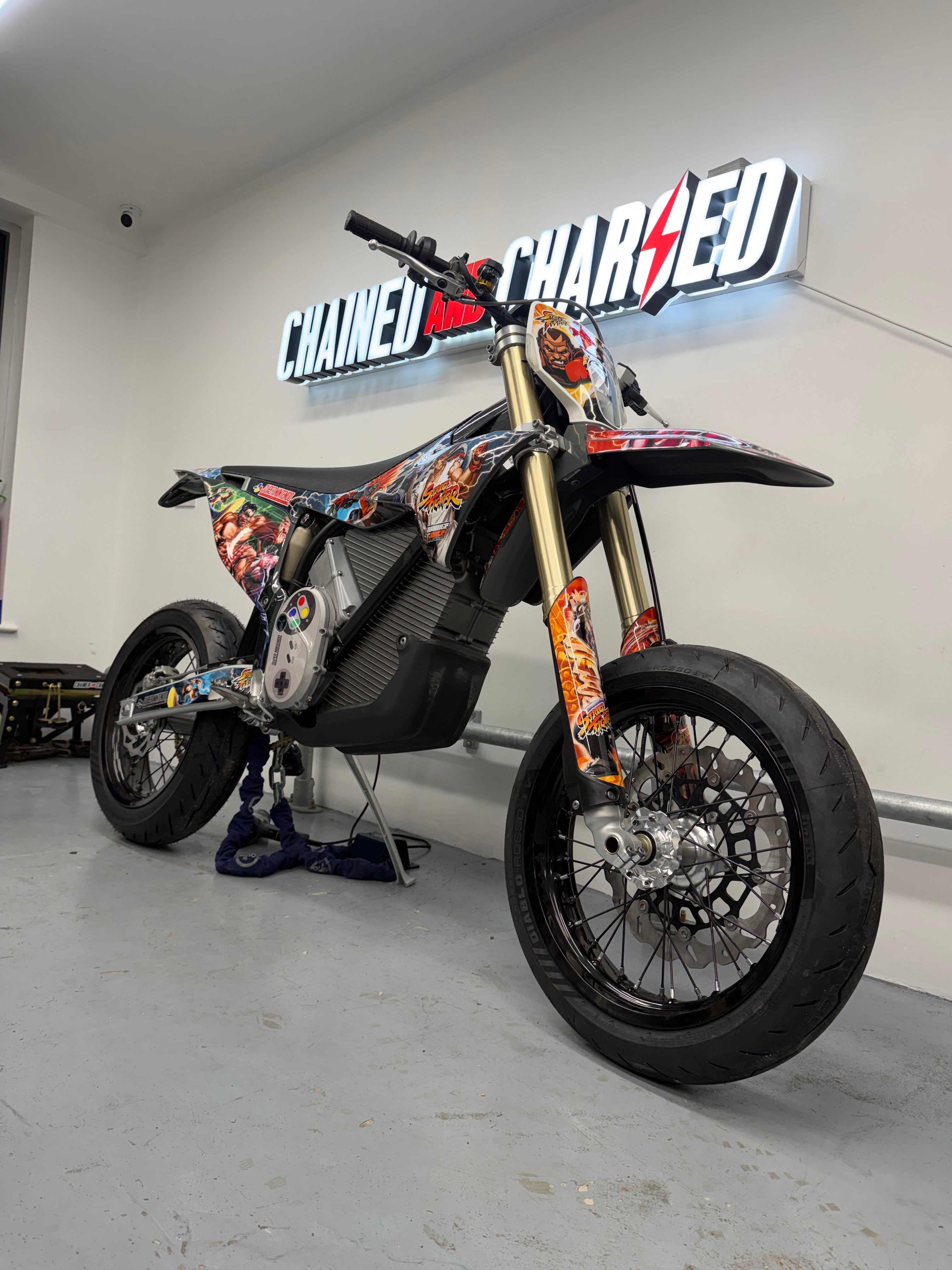 CUSTOM - STARK VARG SM 80HP - SUPER MOTO