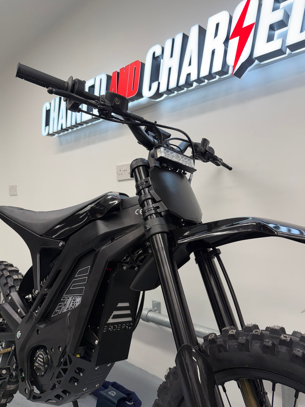 *LONG SEAT* ERIDE PRO - SR - LONG SEAT - 25Kw - 2026 *NEW*
