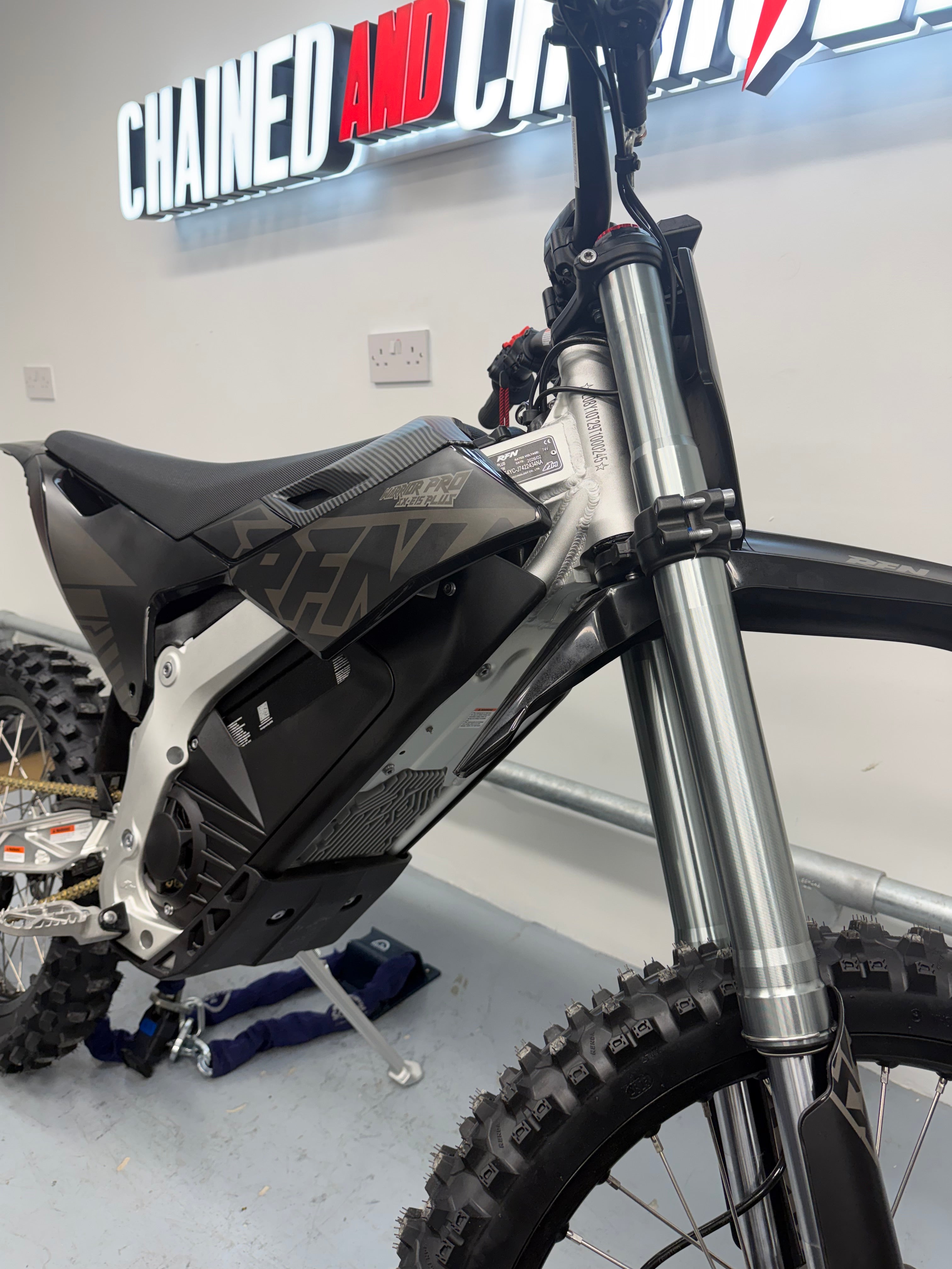 RFN WARRIOR SX-E15 PRO PLUS (85cc / 21KW)