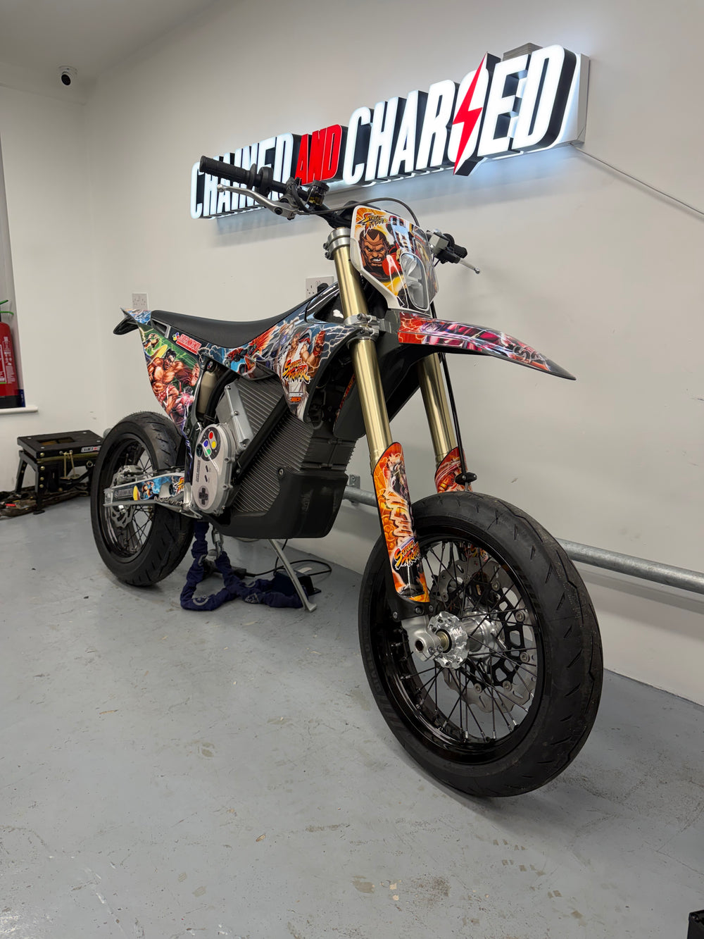 CUSTOM - STARK VARG SM 80HP - SUPER MOTO