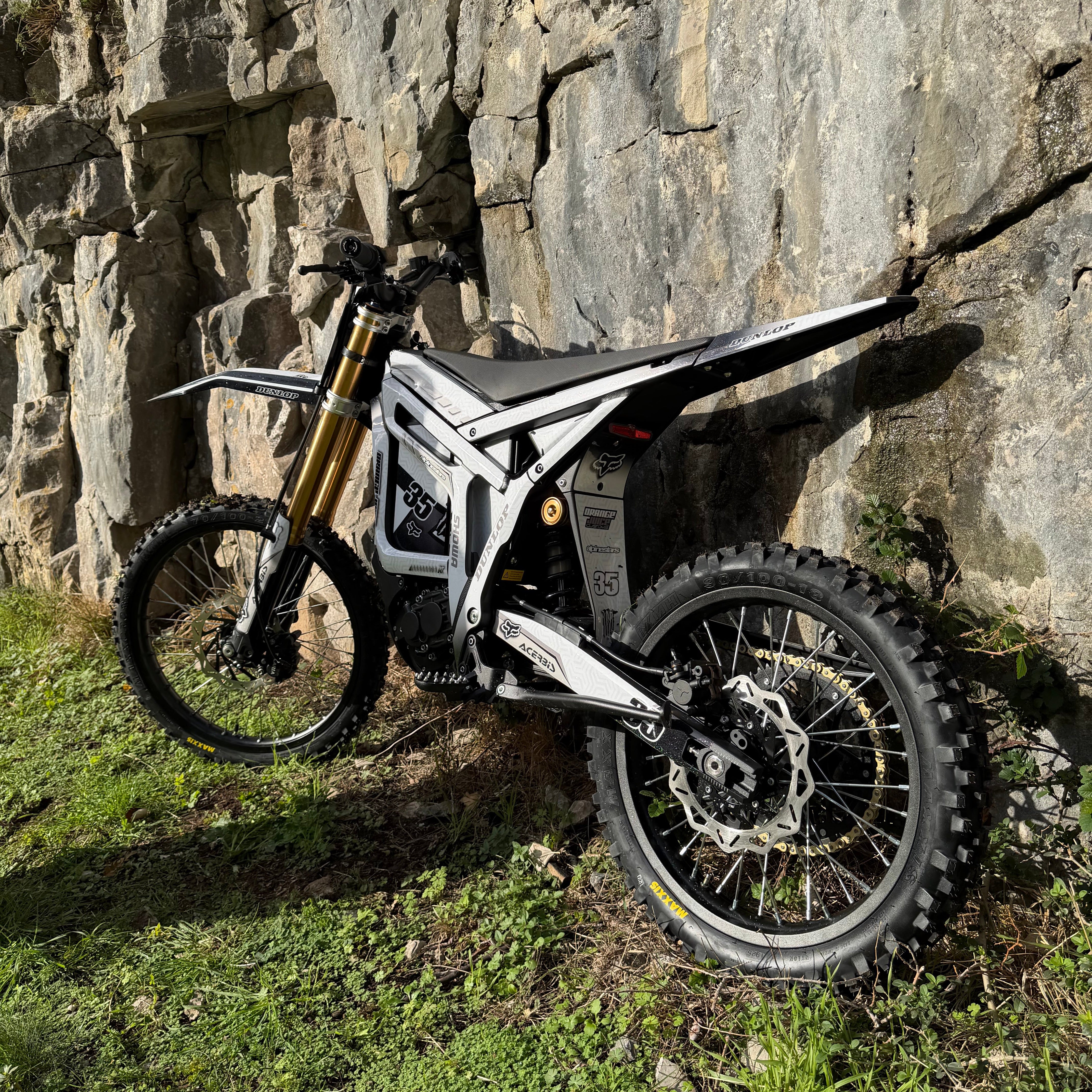 £220+ GRAPHICS KIT (ORANGE JUICE CUSTOMS)