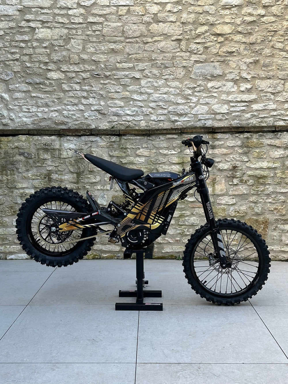 FULLY CUSTOM SUR RON LBX