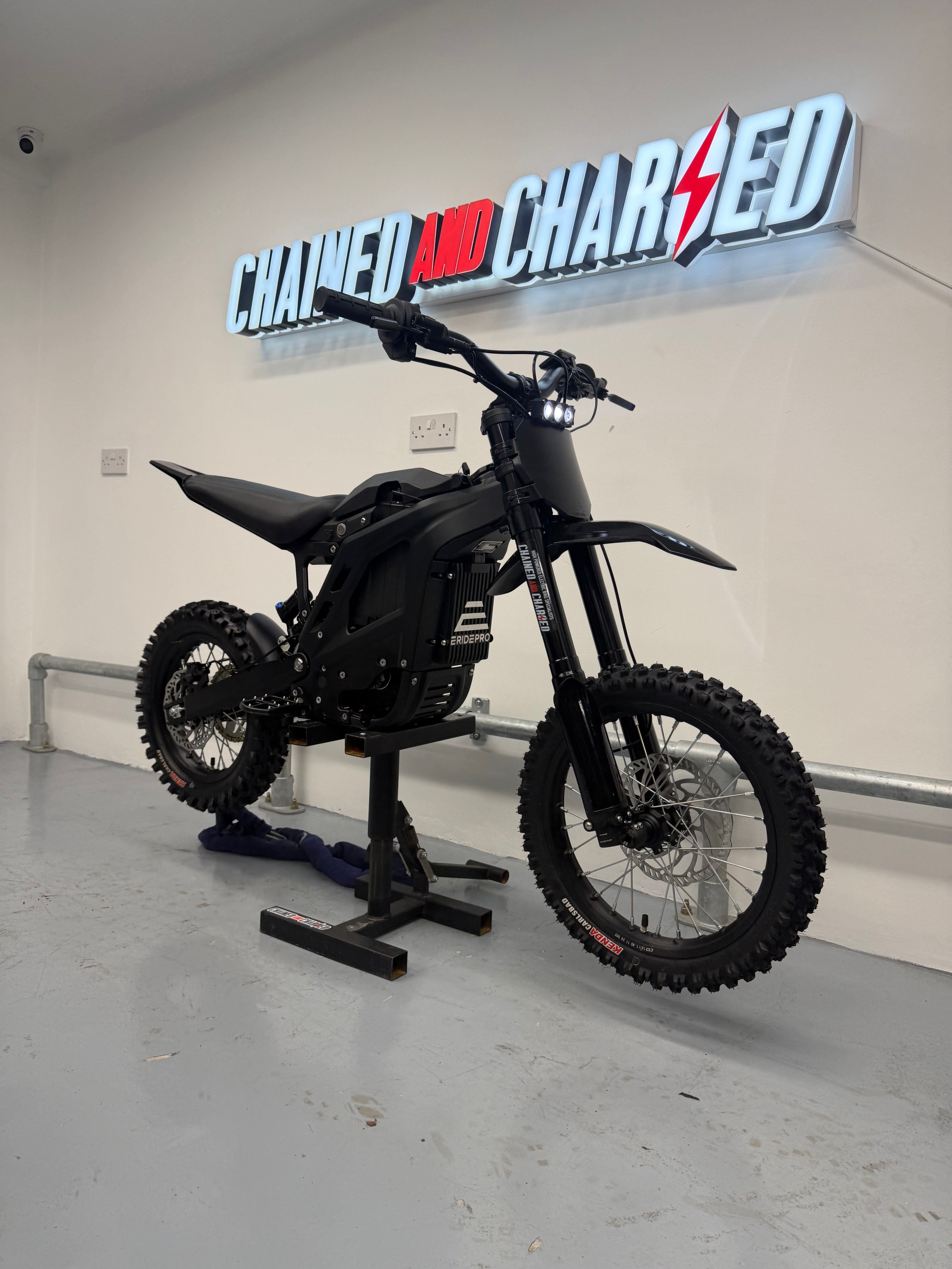 Clean Eride Pro Mini USED - ERIDE PRO - MINI - 6KW - 2026 β Chained and Charged