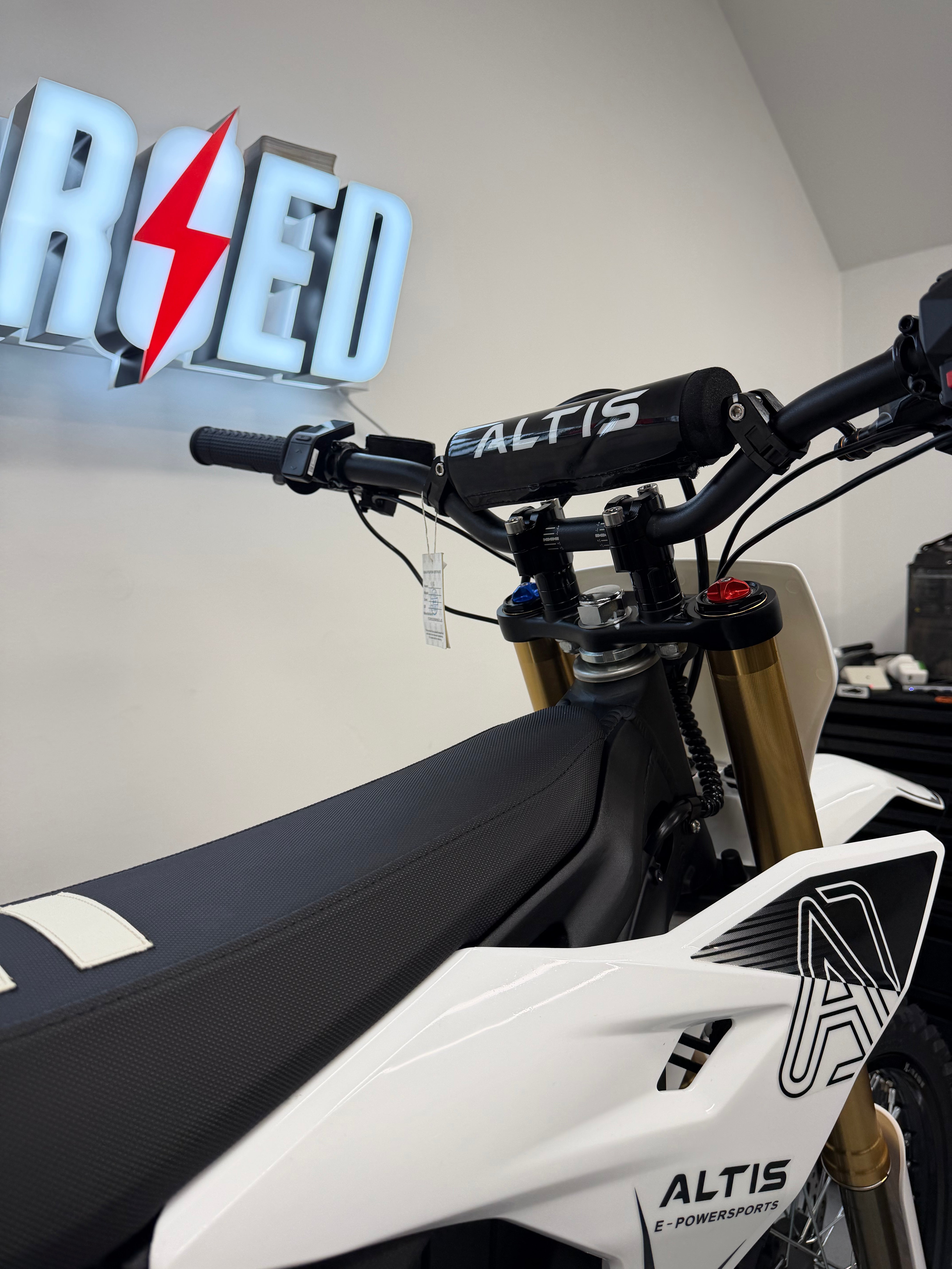 USED - ALTIS DELTA MX