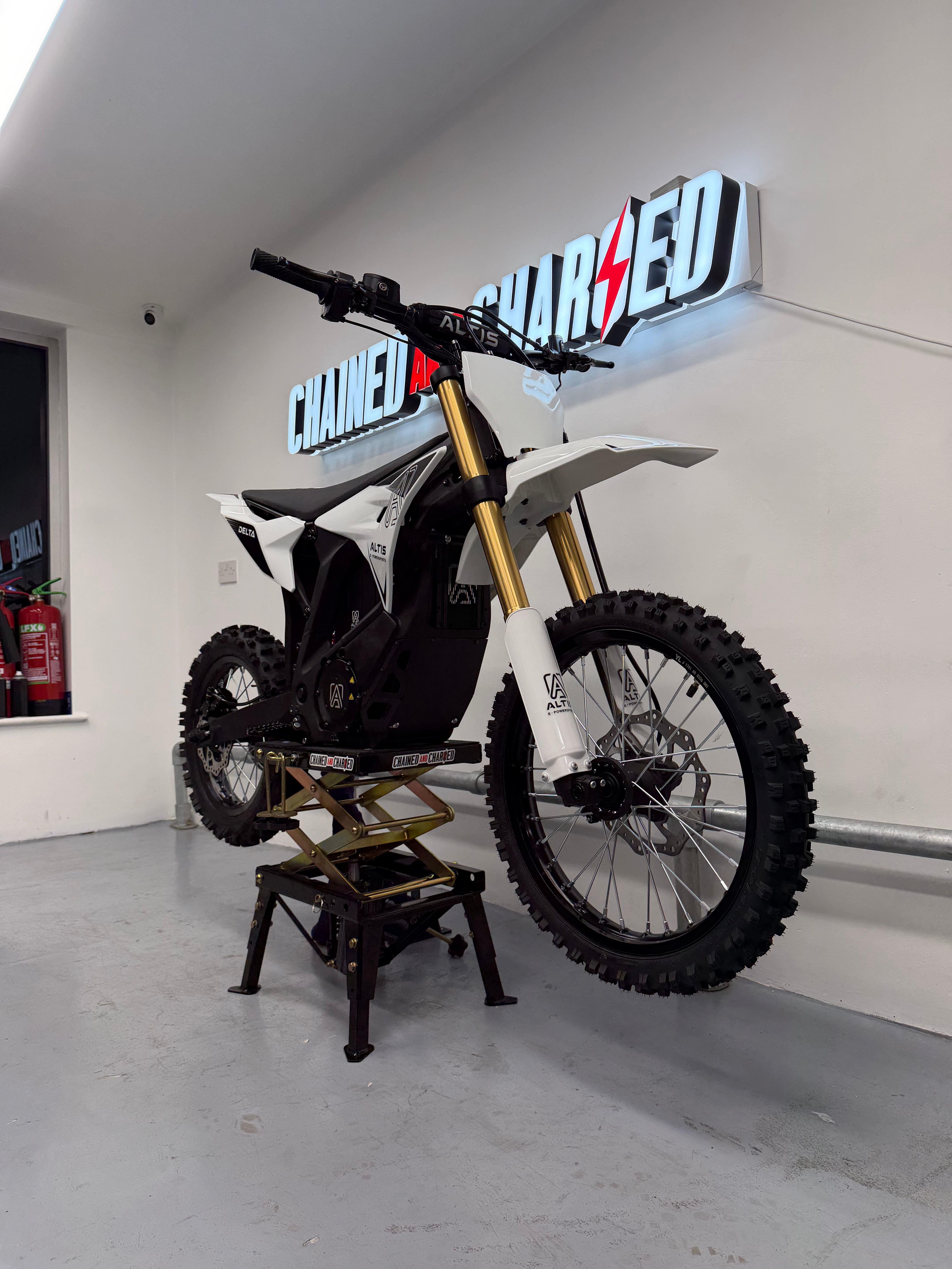 USED - ALTIS DELTA MX