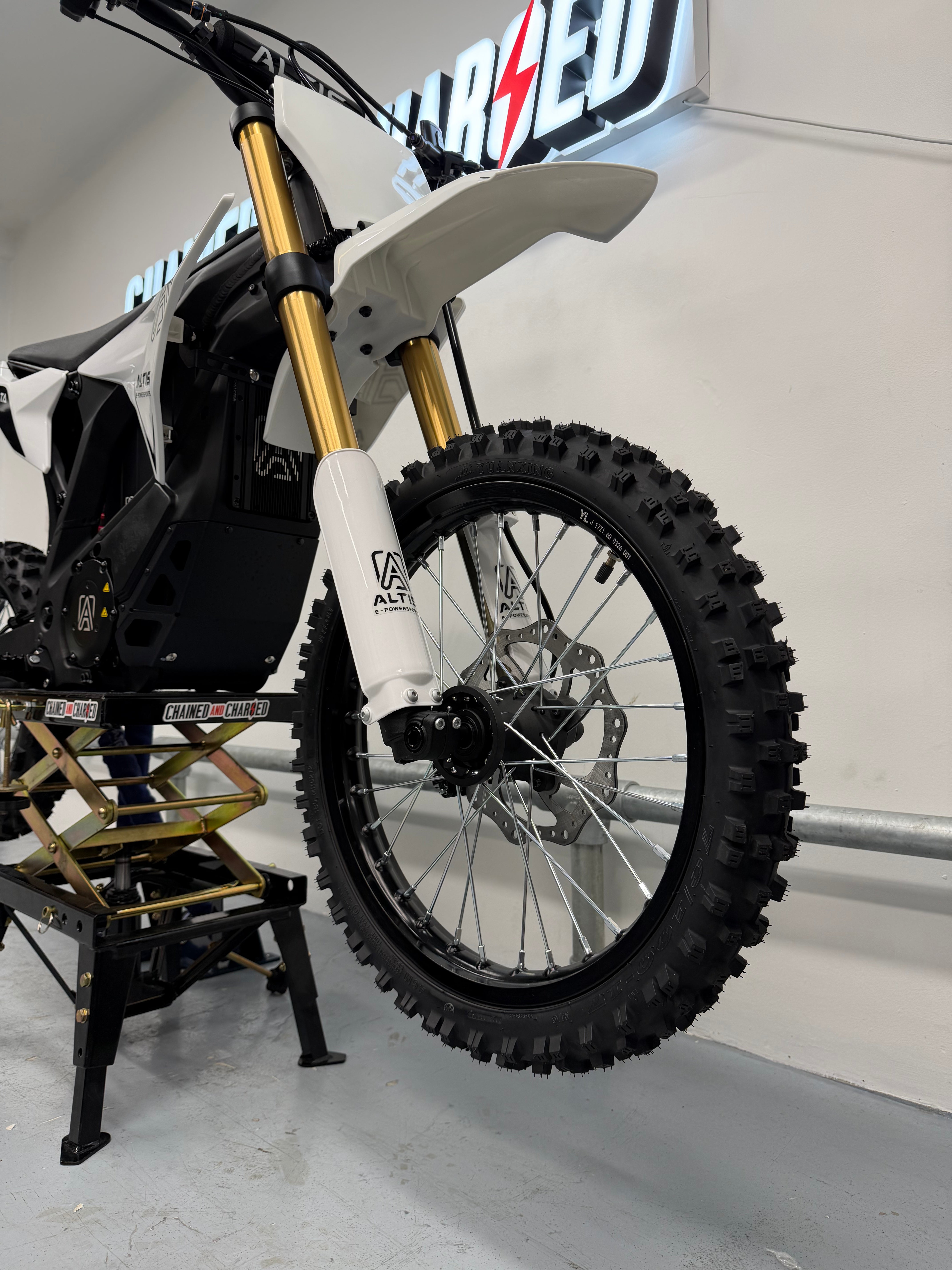 USED - ALTIS DELTA MX