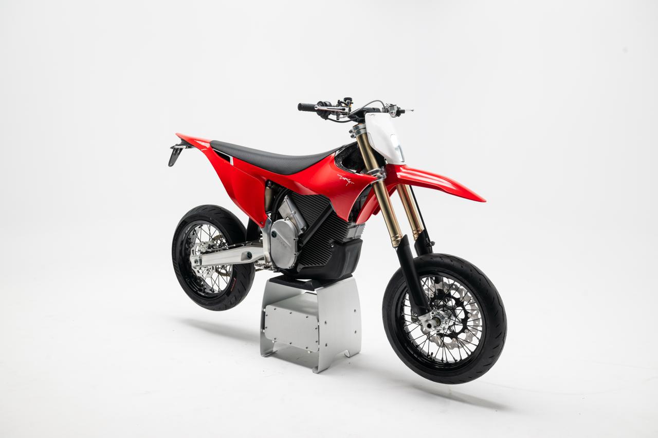 STARK VARG SM 80HP SUPER MOTO (ALPHA) – Chained and Charged